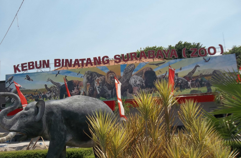 √ 10 Tempat Wisata di Surabaya Yang Paling Populer