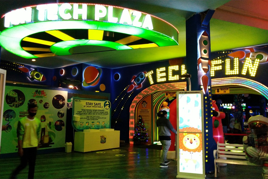 Fun Tech Plaza, salah satu wahana yang terdapat di Jatim 3