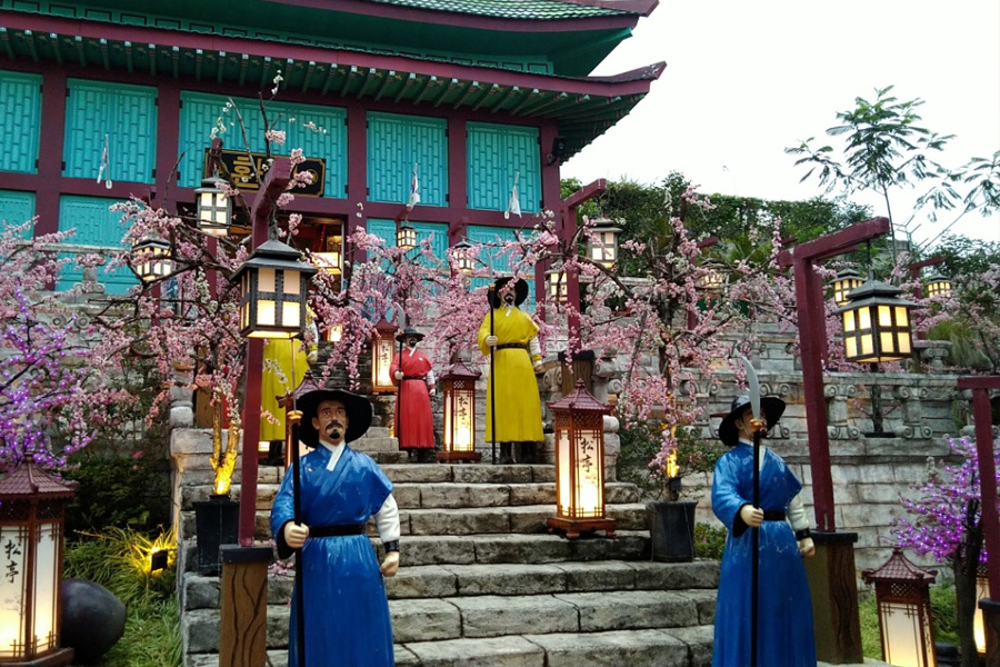 Pecinta K-Drama wajib banget nih kunjungi Kampung Korea yang satu ini