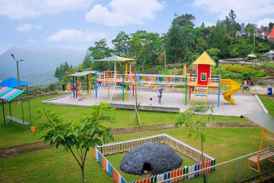 Banyak sekali fasilitas yang ditawarkan oleh Nirvana Valley Resort